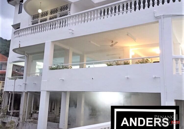 Luxury Bukit Jambul Freehold Bungalow House with Swimming Pool & Home FOR SALE
